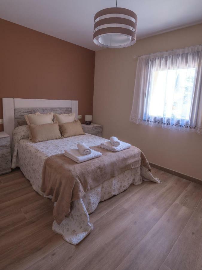 Casa Cantera Del Berrocal Ортигоса-дель-Монте Экстерьер фото