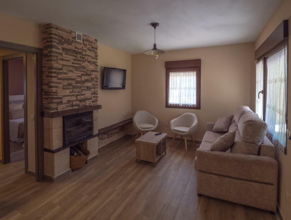 Casa Cantera Del Berrocal Ортигоса-дель-Монте Экстерьер фото